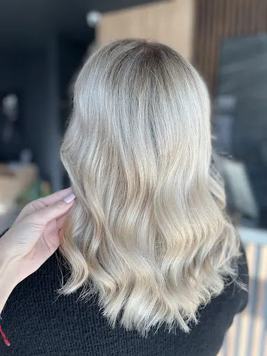 Pracownia fryzur „O mały włos” Joanna Nowak